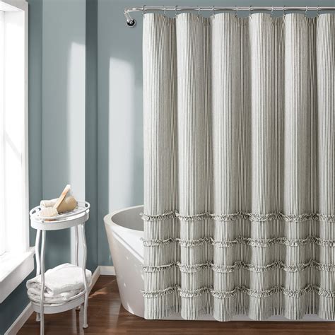 Shower Curtains That Will Give Your Gray Bathroom a Vintage Vibe