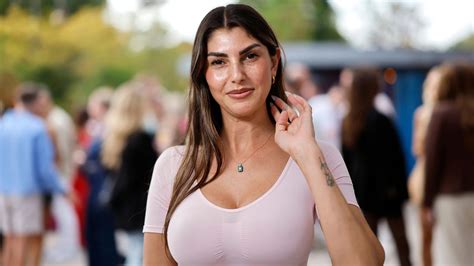 Yeliz Koc