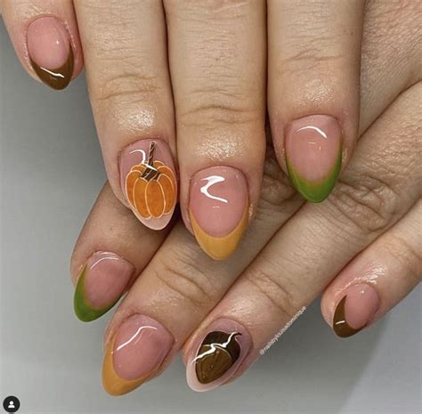 Acorn Nails