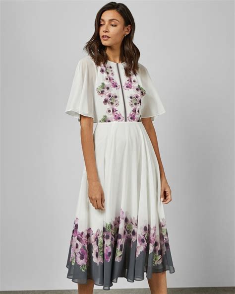 Neapolitan Dress Prints to Impress