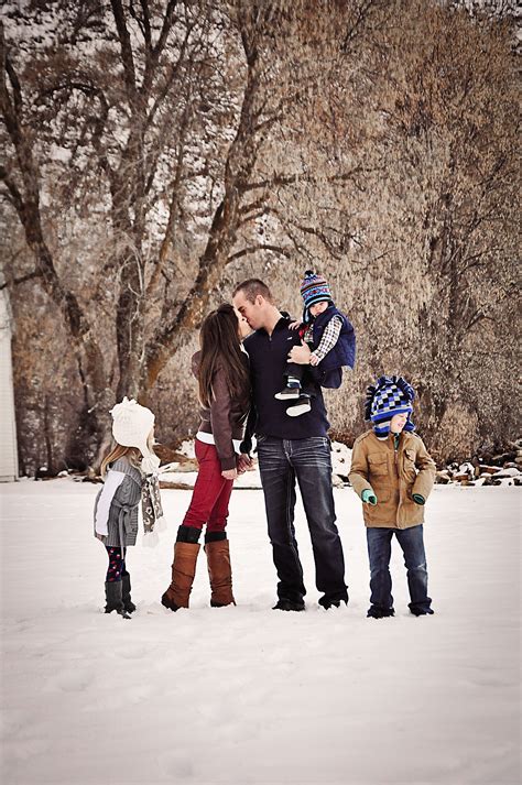 Snowflake Family Winter Outfits