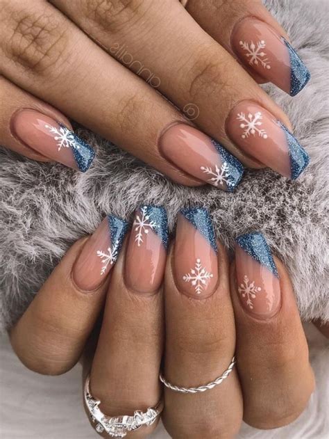 Snowflake Chic: Whimsical Nail Designs